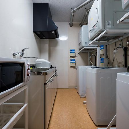 Guest House Yutaka Наха Екстериор снимка
