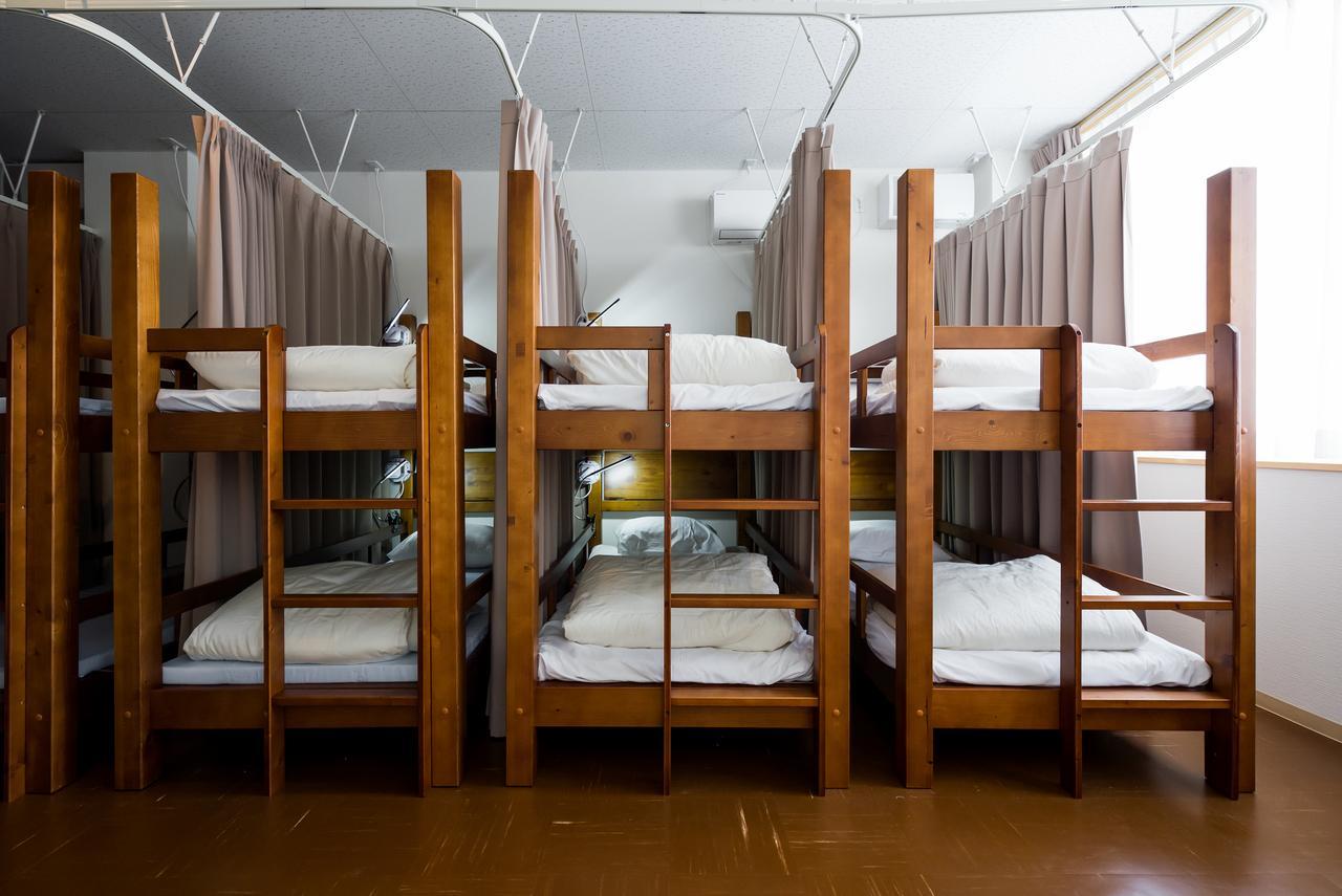 Guest House Yutaka Наха Екстериор снимка