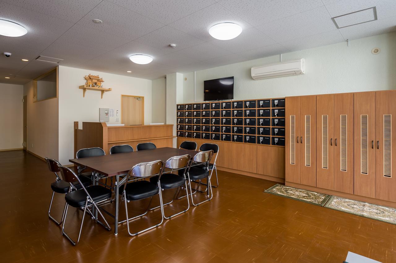 Guest House Yutaka Наха Екстериор снимка