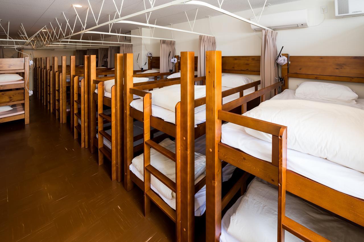 Guest House Yutaka Наха Екстериор снимка