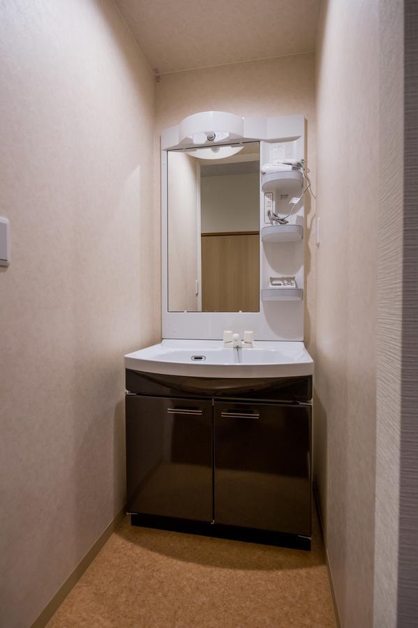 Guest House Yutaka Наха Екстериор снимка