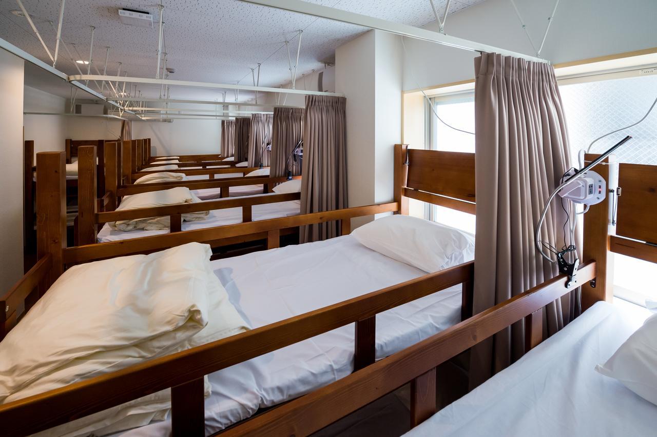 Guest House Yutaka Наха Екстериор снимка
